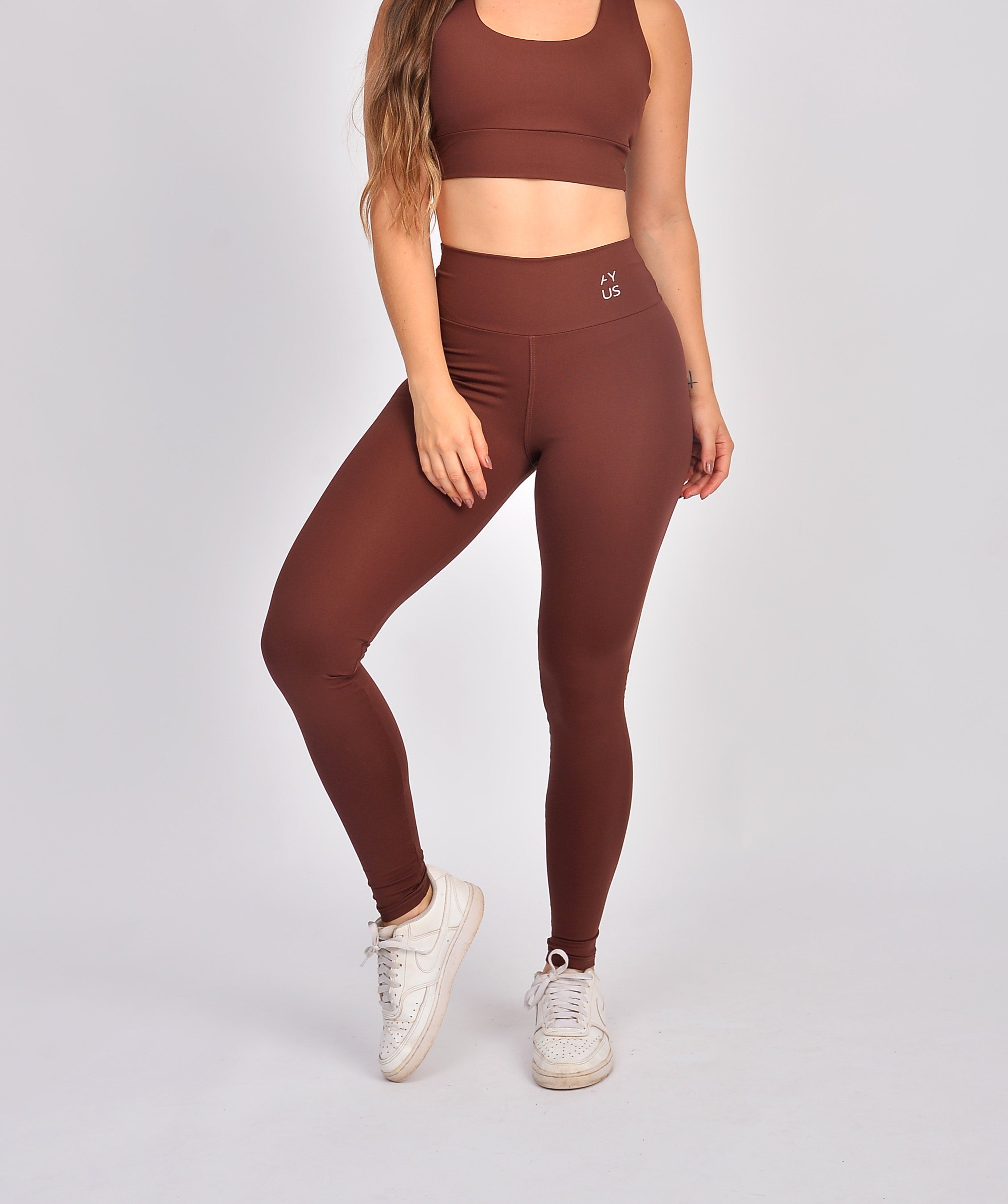 Calça Básica 11